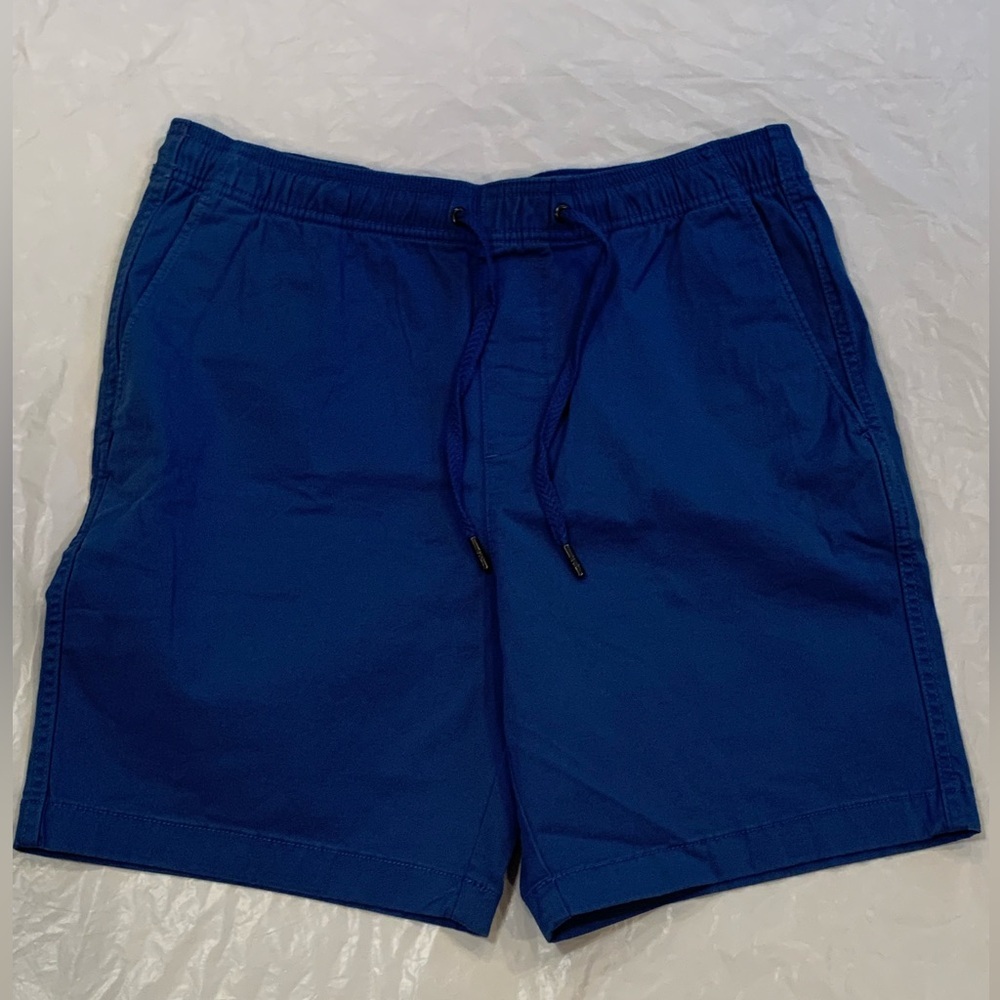 Gap Elastic Waist Men s Blue Relaxed Fit Chino Shorts Size M x 7"